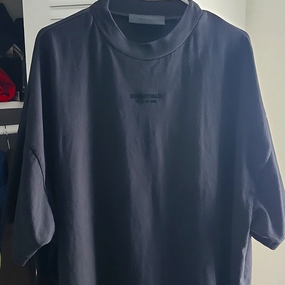 Like New - Picture 1 of 3